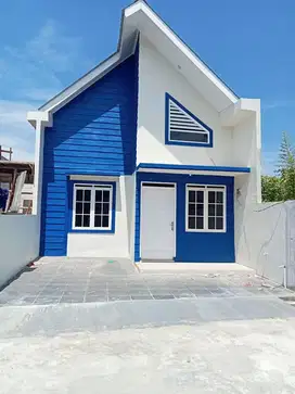 RUMAH CANTIK TANAH LUAS SIMPANG SELAYANG