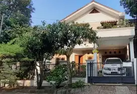Rumah Cantik terawat one gate sistem Di Pondok Kopi, Duren Sawit