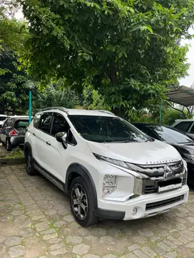 (Mobil Terawat) Xpander Cross Premium Package AT