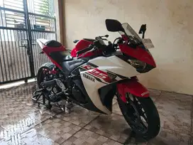 YAMAHA YZF R25 TAHUN 2014