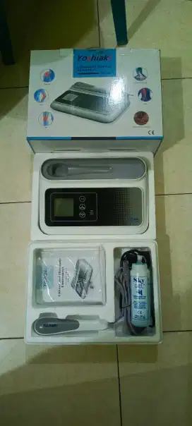 Alat terapi Yoshiaki