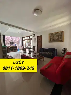 Rumah 2 Lantai Ruangan Lebar di Sektor 5 Bintaro 15359-UT