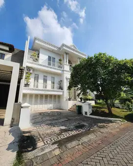 Villa Bukit Regency Pakuwon Indah SHM Full Furnish Classic