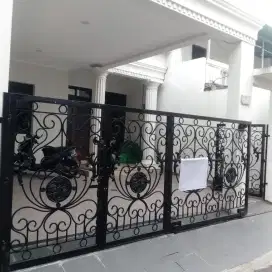 Rumah mewah di jual murah Bu komplek pondok kelapa jakarta Timur