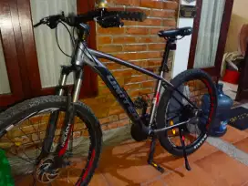 Sepeda Gunung (Mountain Bike) United Monanza 27,5 inch Silver Abu-Abu