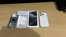 iphone 16 pro 128gb ibox like new garansi on sd agustus 2026