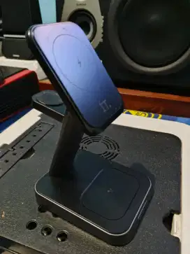 Wireless Charger IT 3in1 iphone,apple watch,airpods