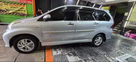 Toyota Avanza Veloz (2014)