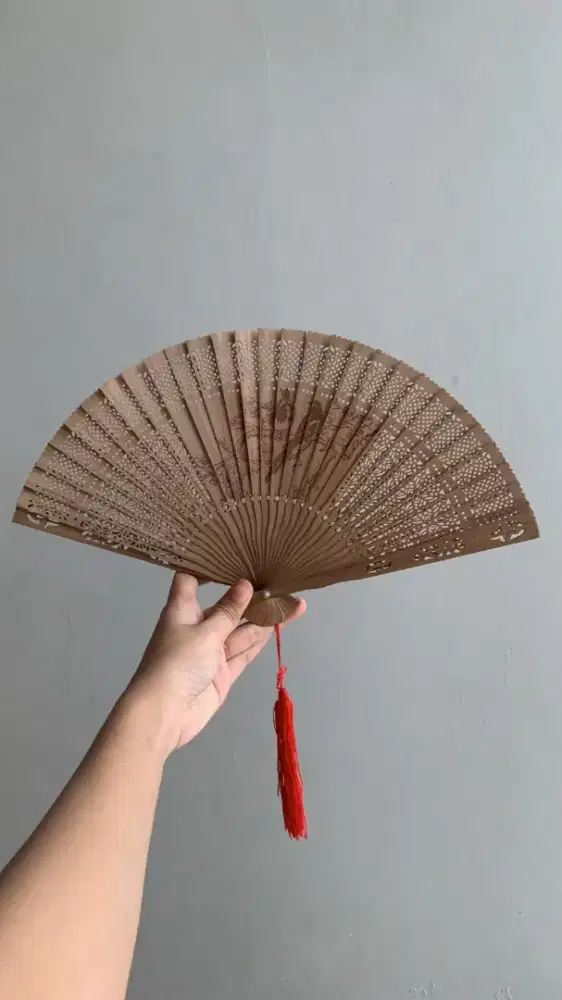 Kipas tangan kayu klasik China
