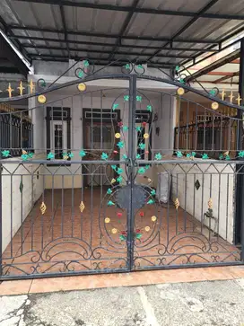 Dijual rumah 2 lt 3,7 x 12,5 m2 di Citra 2 Ext Shm, hadap selatan ada