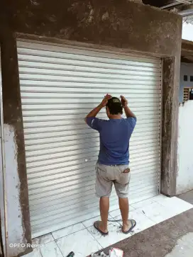 Rolling door folding gate kusen aluminium dll