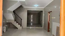 Dijual Rumah Murah 2 lantai Graha Sampurna Indah Wiyung Hadap Selatanl