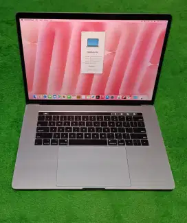 Apple Macbook Pro 2018 15 inch i9 32/256 Grey Touchbar Dual VGA Murah