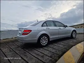 Mercedes-Benz C200 2010 Bensin