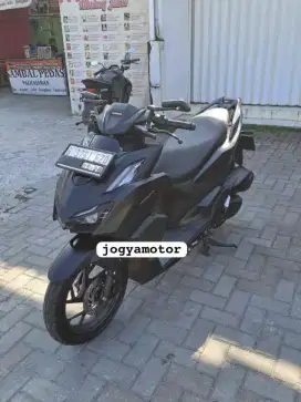 Vario 160 th 2023 NEGO ALUS