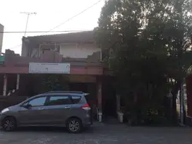 Jual Rumah Dekat Mall di Tytian Kencana Bekasi Utara