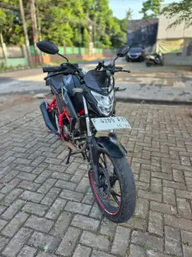Dijual Honda CB150R tahun 2017 pajak hidup