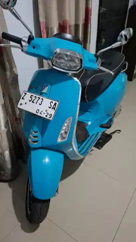 vespa sprint IGET 150 abs