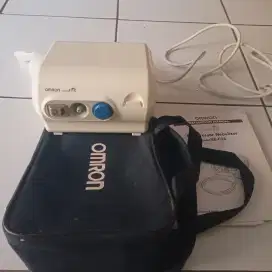 Alat uap nebulizer omron