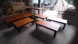 Meja berbagai macam