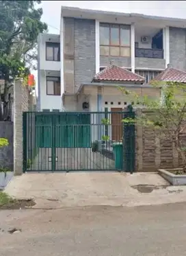 Rumah Modern 3Lantai Setrasari Lokasi Premium Dekat Mall & Tol Pasteur