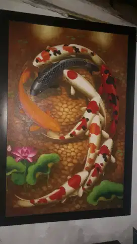 Jual koleksi lukisan ikan koi ukuran 89× 59 bagus terawat.