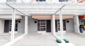 Dijual Rumah 2 lt di Pik 2 cluster Nashville Ada 2 kt 2 km. Unfurnishe