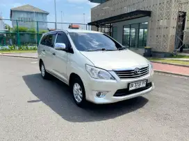 Kijang innova 2.0 mt 2013