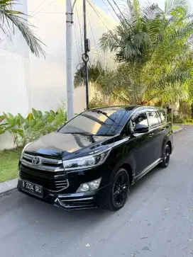 INNOVA REBORN 2.4 V TRD DIESEL AT 2020