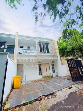 Rumah second 2 lantai jual cepat diciputat timur, tangsel