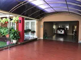 Rumah Mewah Sukasari dekat Tol Pasteur dijual cepat dan negotible