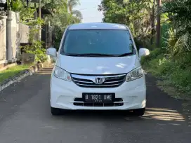 Honda Freed SD AT 2013 AC Double Blower Putih