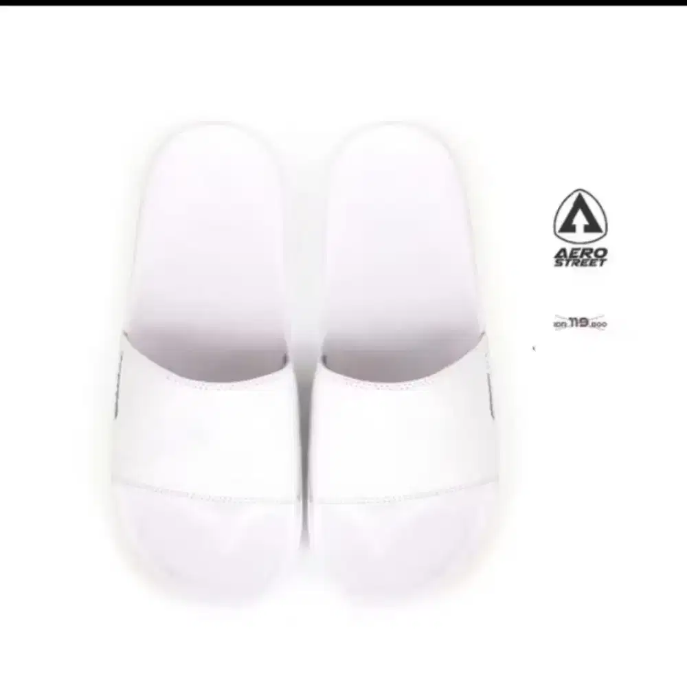 Sandal aero putih baru