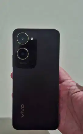 Vivo Y18 4+4 / 128