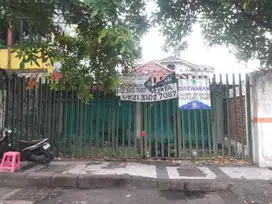 Dikontrakkan rumah office di kota Mojokerto