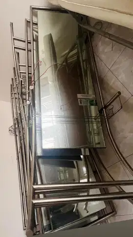Kaca Salon Bekas