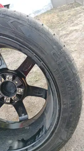Velg ban copotan mobil Honda brio