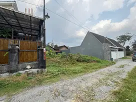 600 JUTAAN Dekat Kampus UII Kaliurang, Area Kost Ekxclusive, SHM