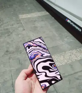 Samsung Note 20 Ultra metalik Black sein resmi