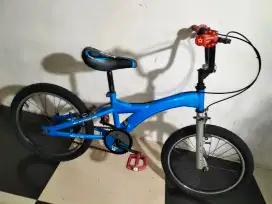Sepeda BMX ukuran 18 wincekel