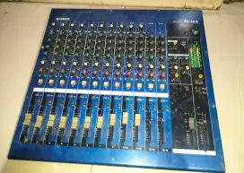 Mixer Yamaha MG16/4    kondisi ga ada adaptor ya