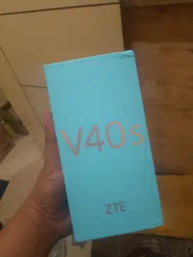 ZTE v40s 6/128 GB black