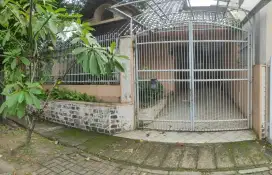 Di jual Rumah clasic di Anggrek loka BSD serpong