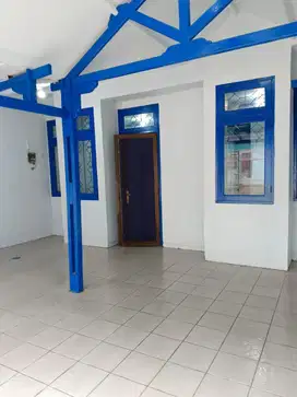 Disewakan Rumah Cipondoh Tangerang Strategis