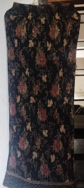 Rok plisket batik bawahan kebaya