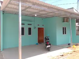 Rumah minimalis bangunan besar model mewah