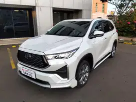 Zenix Q Modelista Hybrid AT 2023 Seperti Baru Dan Original Body