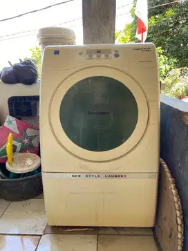 Mesin cuci front loading 8kg