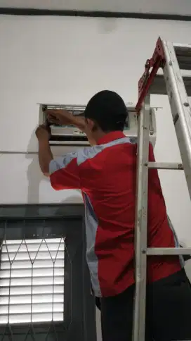 PEMBERSIHAN AC RUTIN, CUCI AC, BONGKAR PASANG AC BERGARANSI