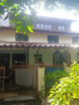 Komplek Pwi Cipinang dikontrakan Rumah